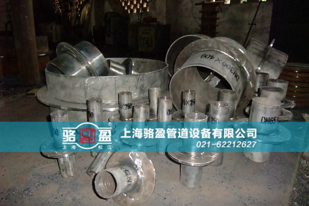 洛陽市老城區(qū)不銹鋼<a href=http://www.www.hellowinter.com.cn target=_blank class=infotextkey>防水套管</a>的多種規(guī)格對比